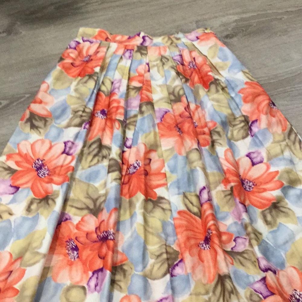 Haberdasher~~Beautiful cotton skirt~~👍